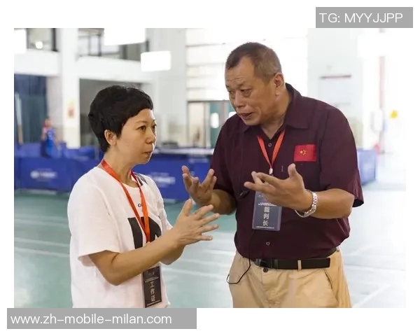 范德彪与裁判争抢球权引发争议赛后社交媒体怒斥裁判不公